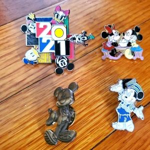Mickey mouse Disney brooches